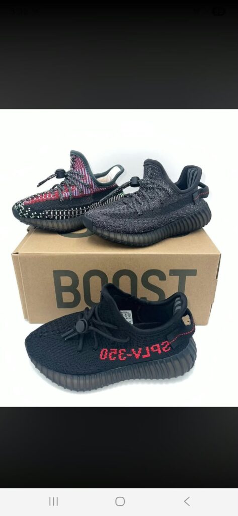 Tenis Adidas Yeezy oscuros