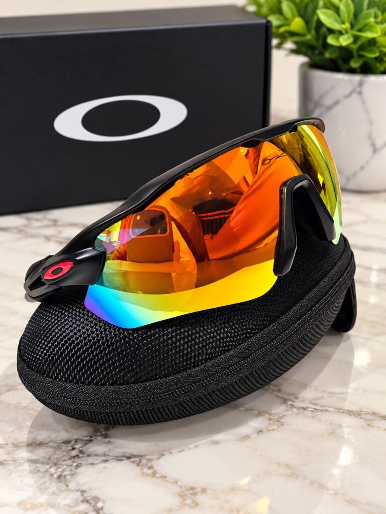 Gafas deportivas Oakley lente naranja y rojo