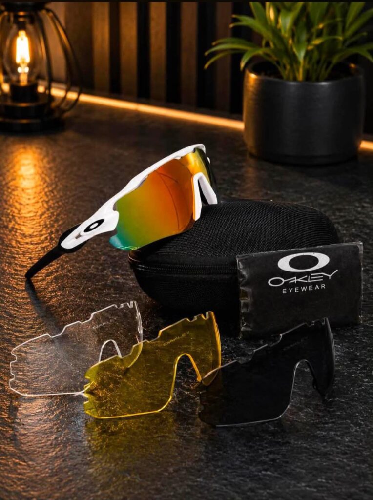 Gafas deportivas Oakley lente naranja montura blanca