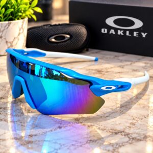 Gafas deportivas Oakley lente azul montura blanca